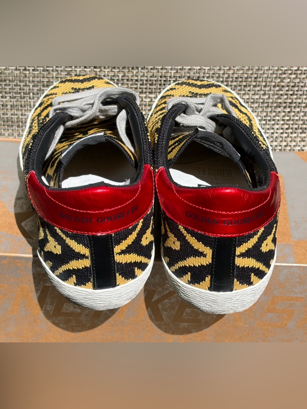 NIB Golden Goose Women’s 39 Tiger Knitted NIB Yellow Black Red Metallic Rtl $515 - Picture 6 of 13